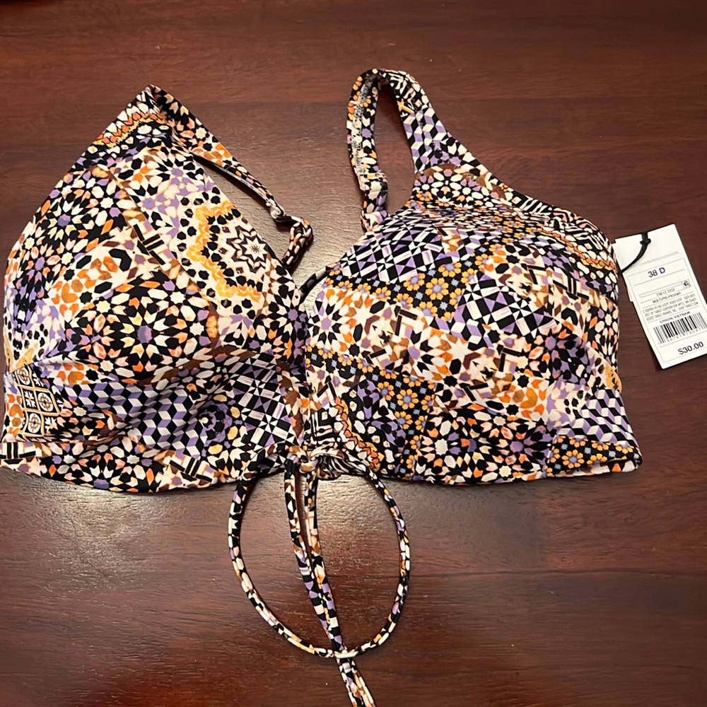 Woman’s bathing suit top